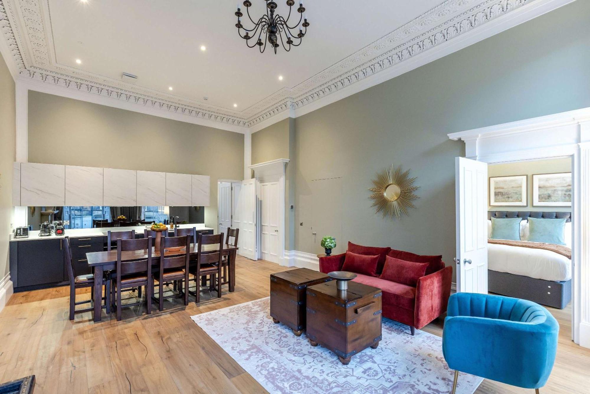 Dragon Suites Luxury Apartments At 9 Albyn Place Единбург Екстериор снимка