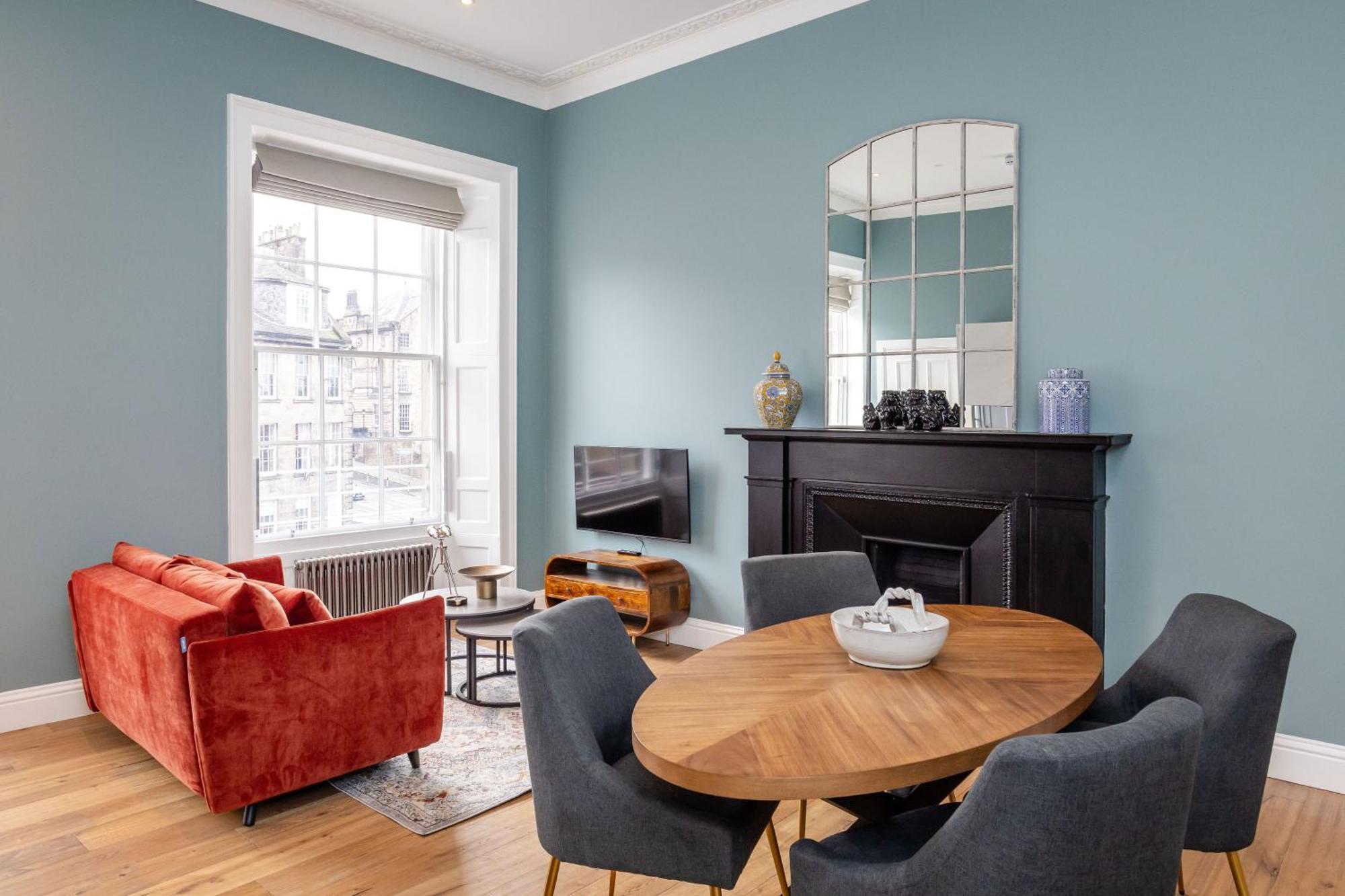 Dragon Suites Luxury Apartments At 9 Albyn Place Единбург Екстериор снимка