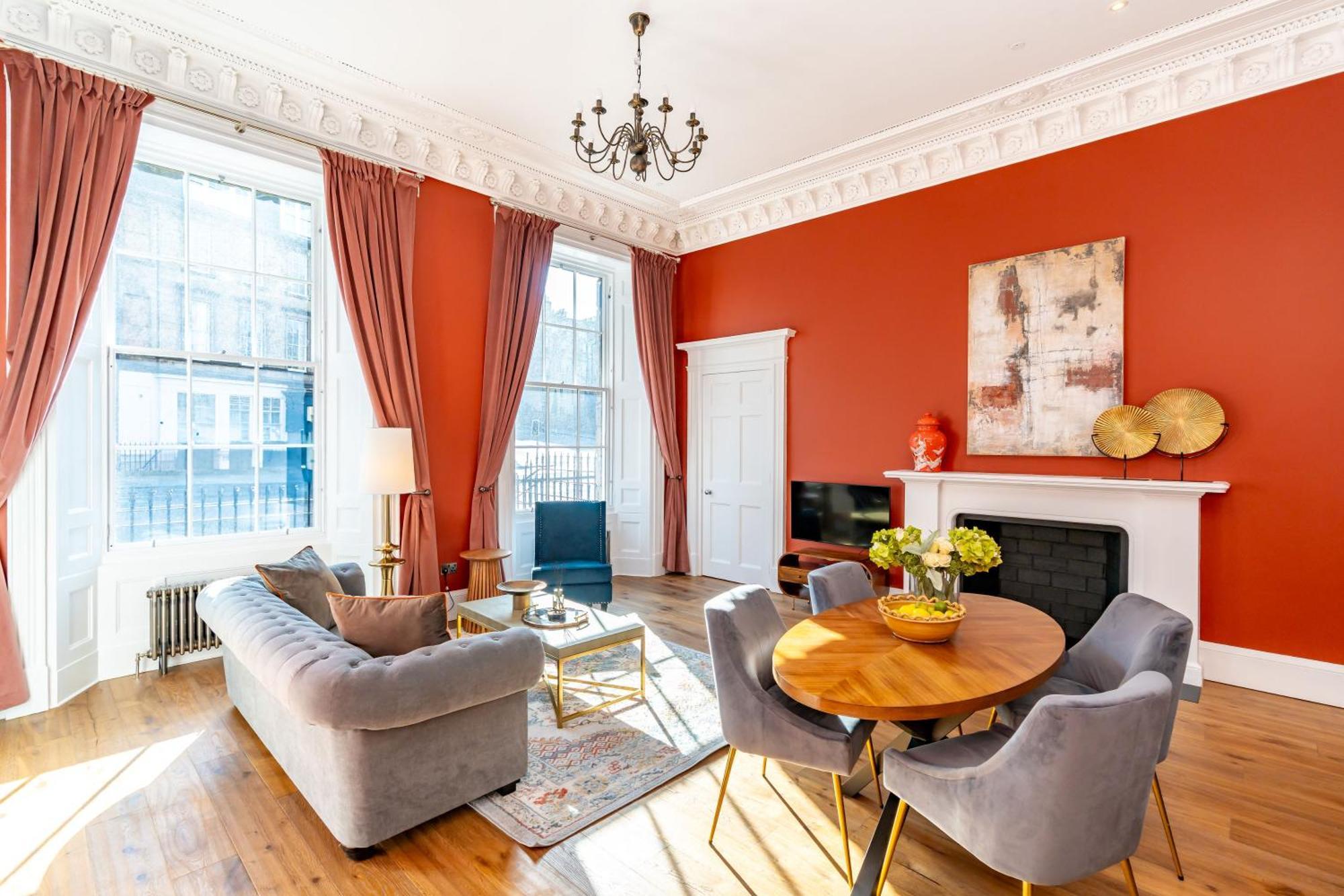 Dragon Suites Luxury Apartments At 9 Albyn Place Единбург Екстериор снимка