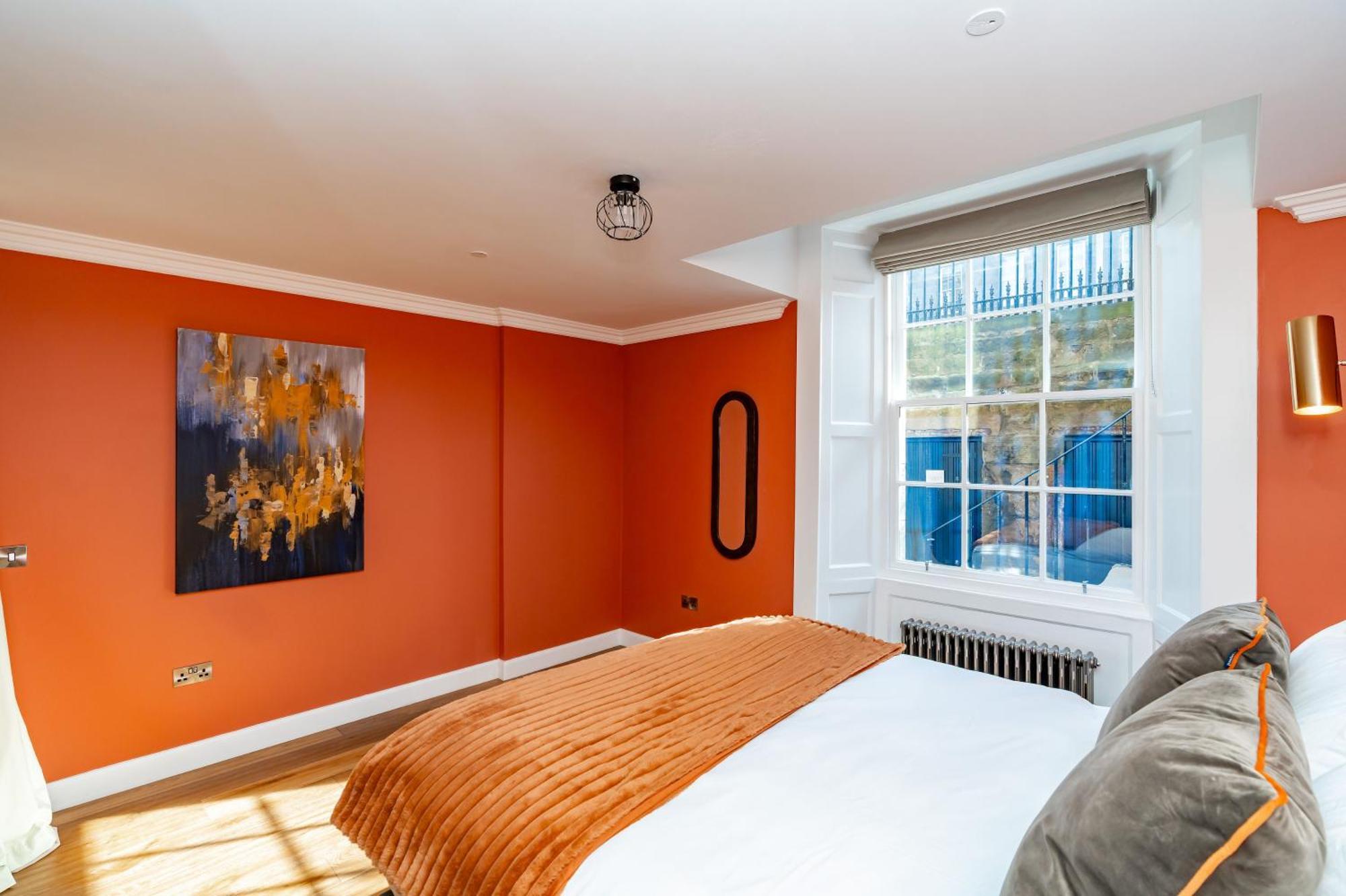Dragon Suites Luxury Apartments At 9 Albyn Place Единбург Екстериор снимка