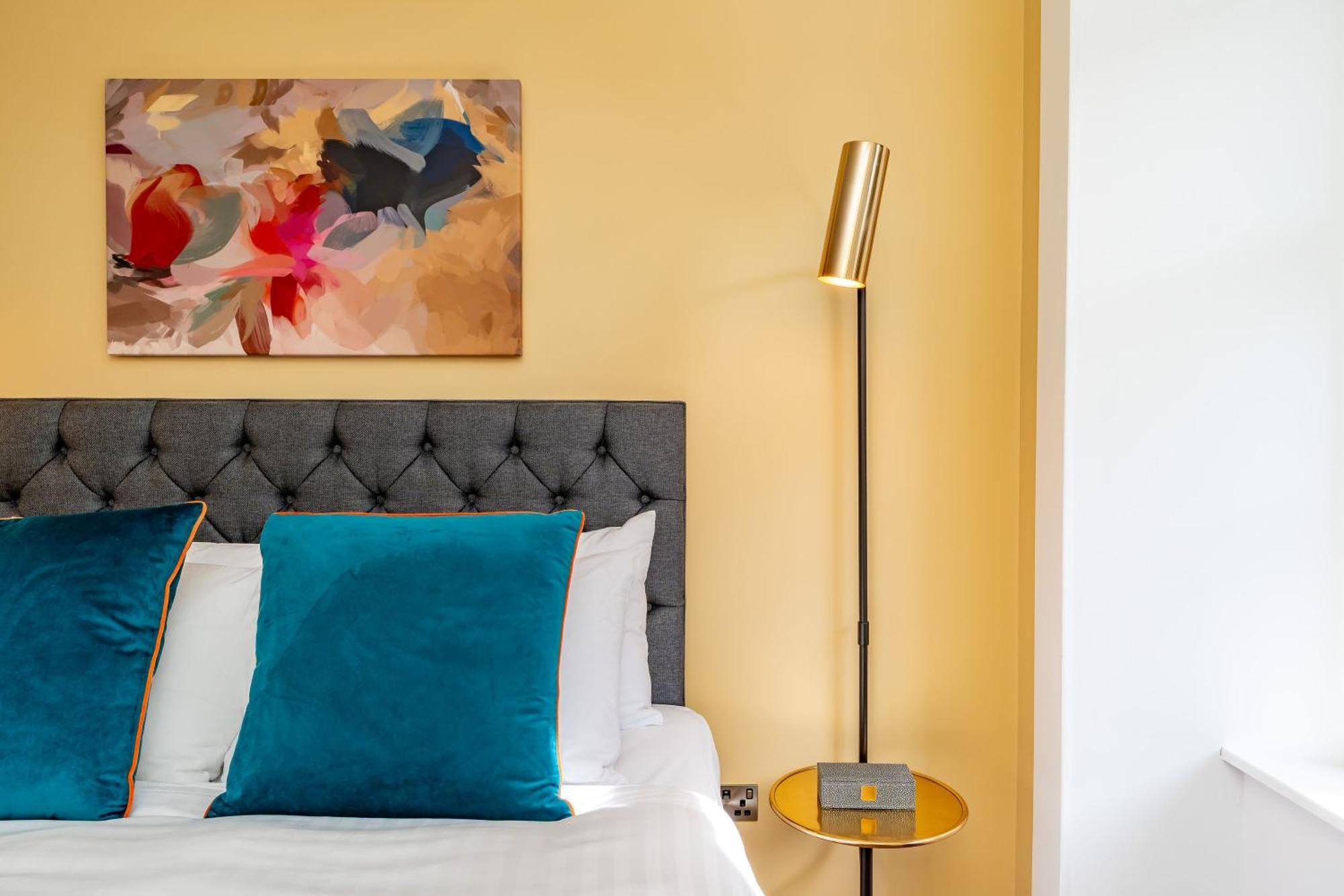 Dragon Suites Luxury Apartments At 9 Albyn Place Единбург Екстериор снимка