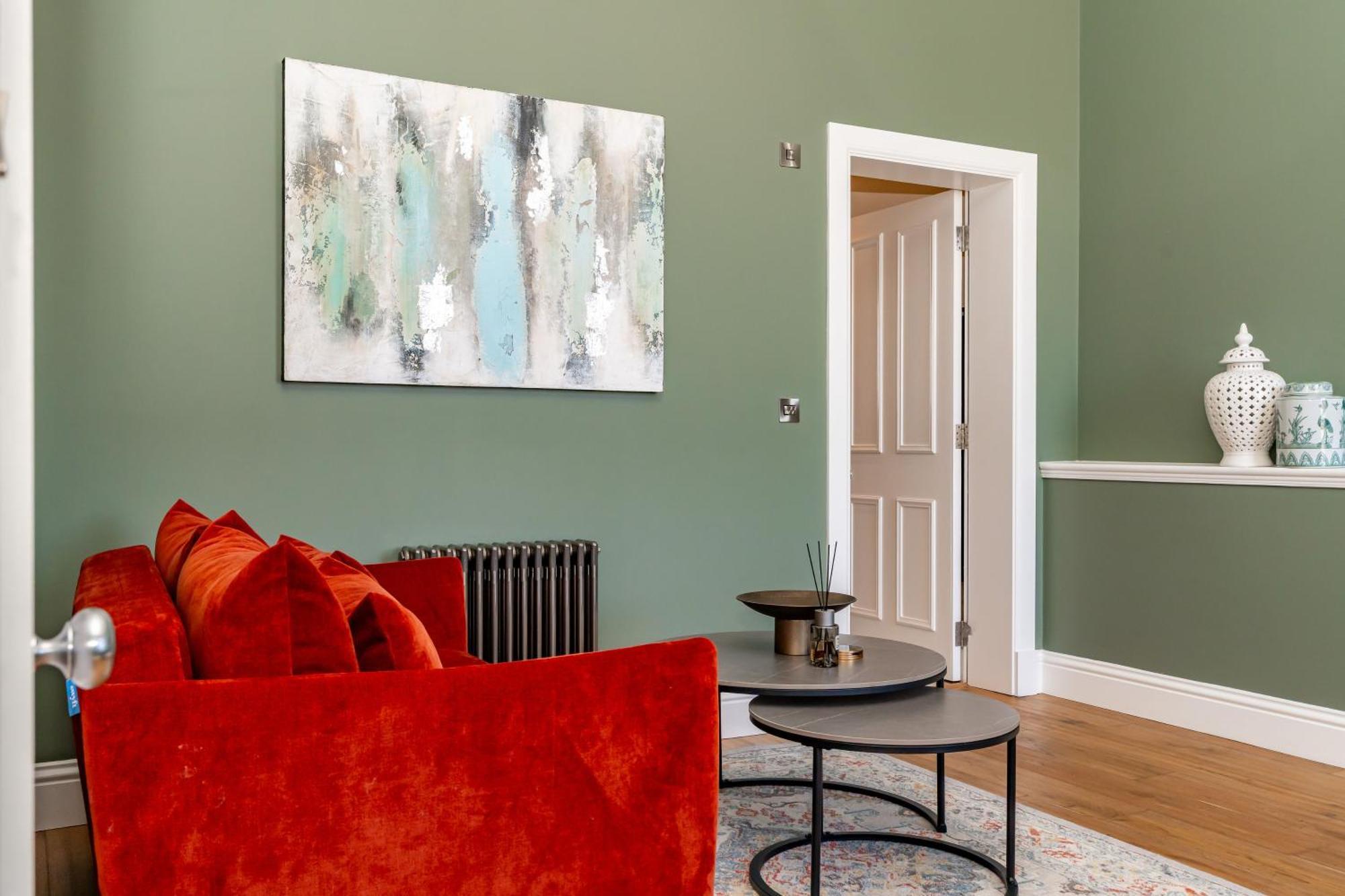 Dragon Suites Luxury Apartments At 9 Albyn Place Единбург Екстериор снимка
