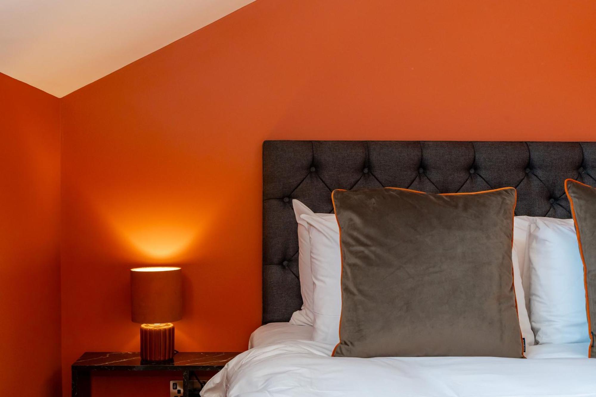 Dragon Suites Luxury Apartments At 9 Albyn Place Единбург Екстериор снимка