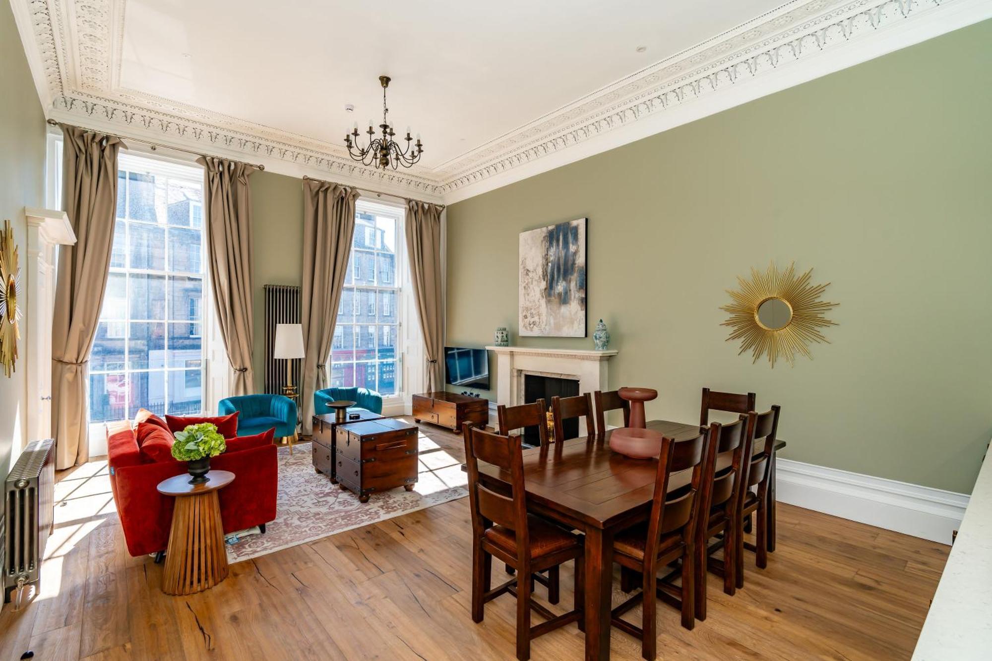 Dragon Suites Luxury Apartments At 9 Albyn Place Единбург Екстериор снимка