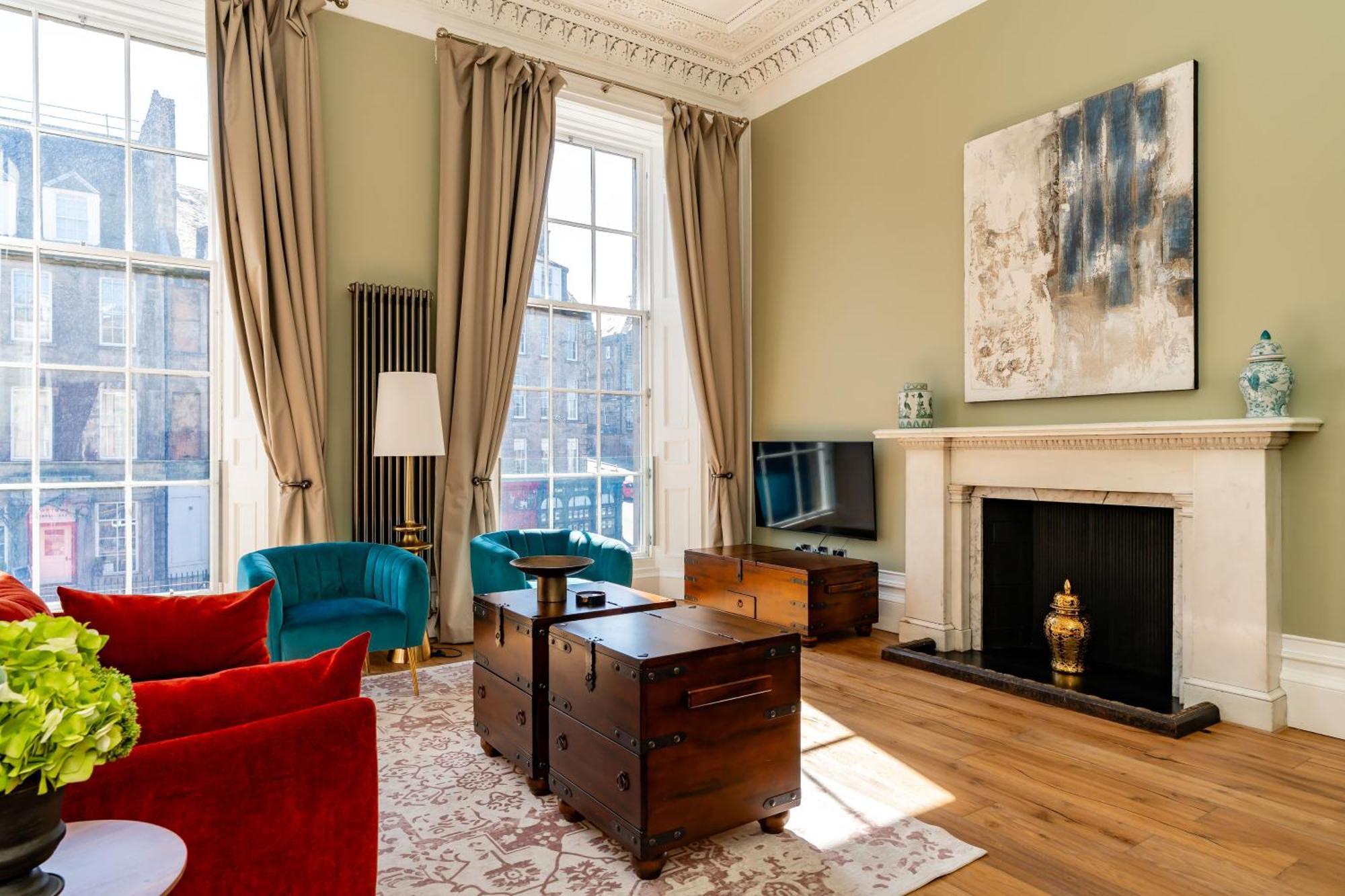 Dragon Suites Luxury Apartments At 9 Albyn Place Единбург Екстериор снимка